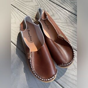 New- Venus Celia Women's Comfort Flexible Brown Driving Loafers Size 7.5 (s014)